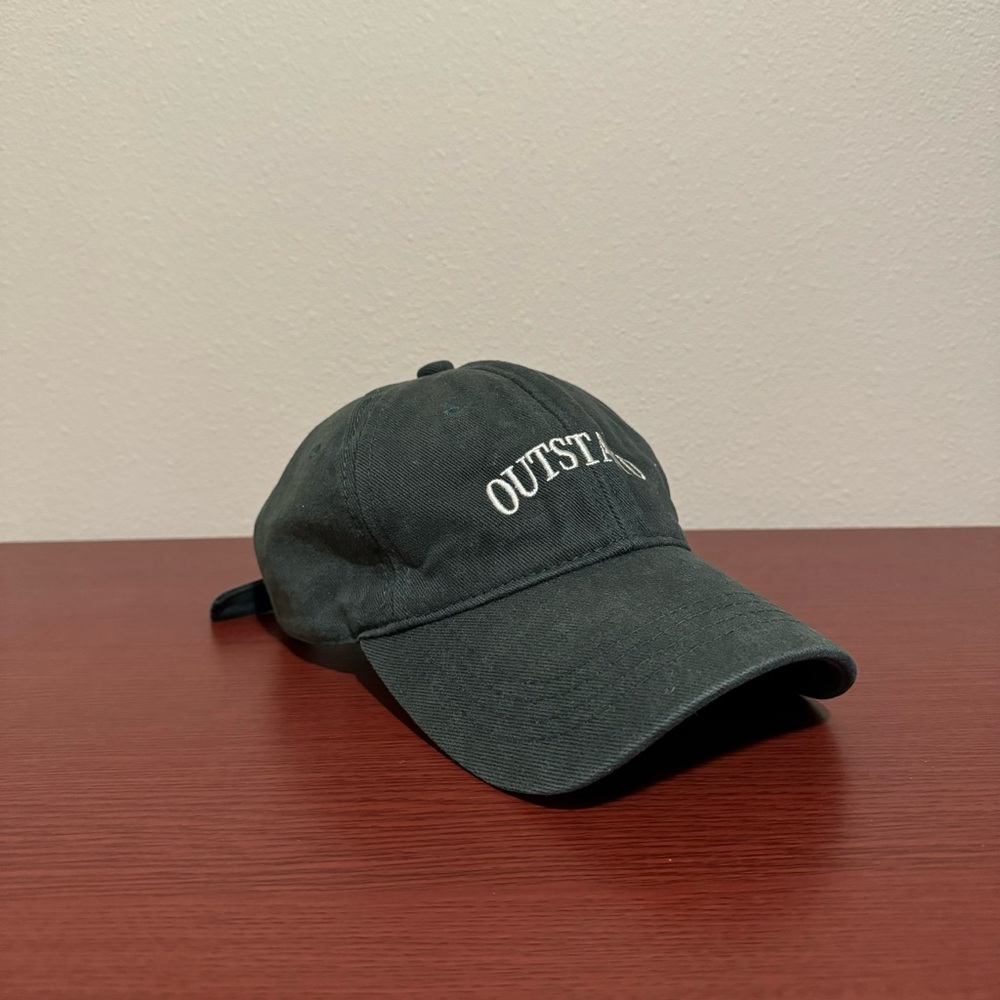 Outstand green baseball cap
